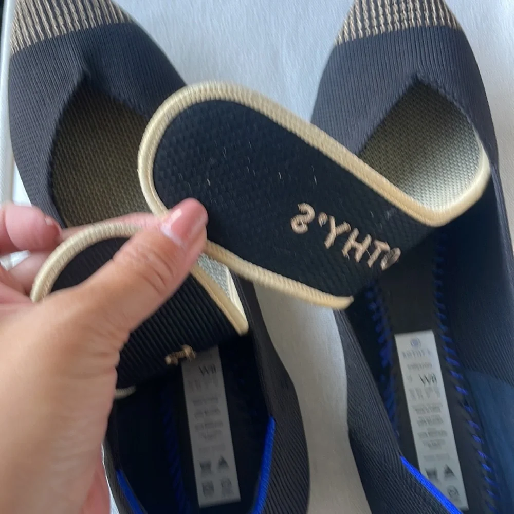 New Rothy’s Black solid Point Toe Size 8 - Picture 6 of 8